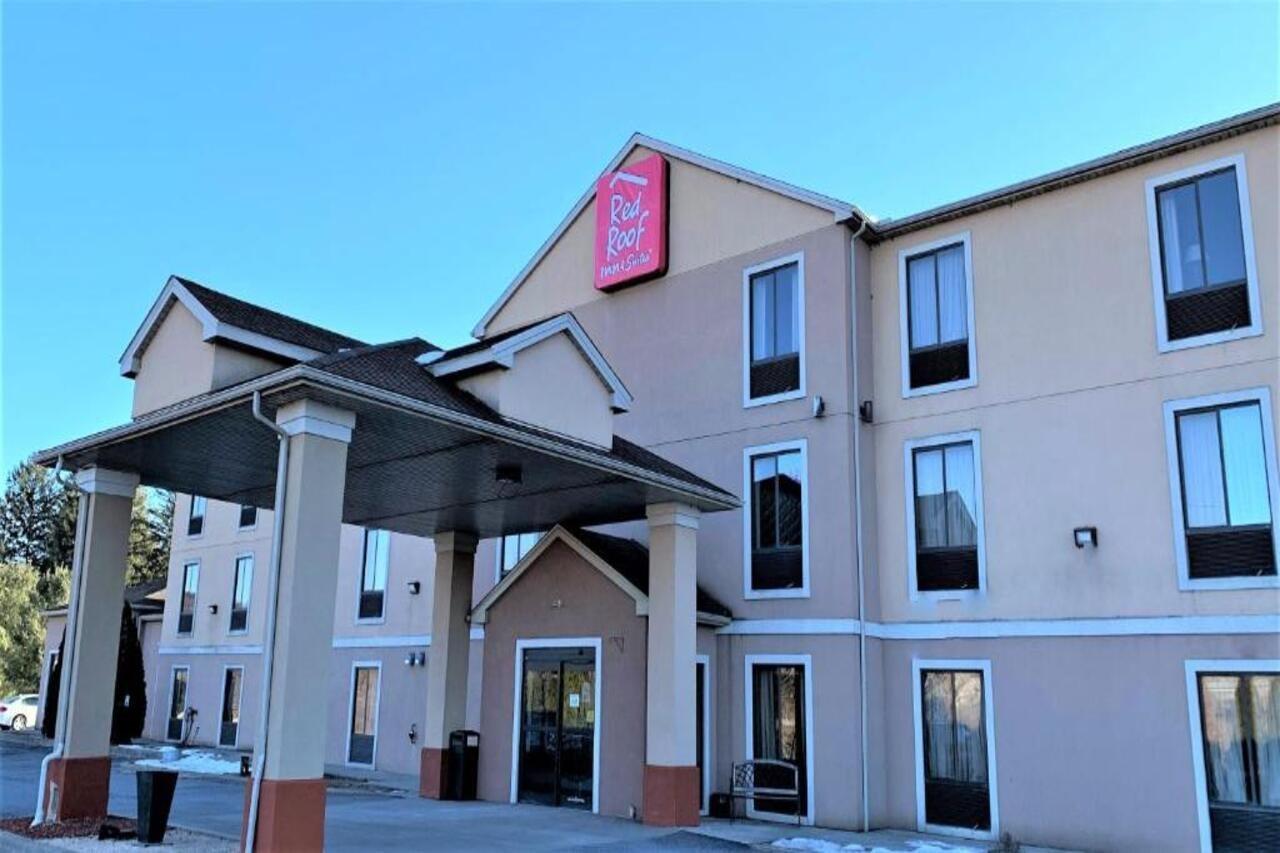 Red Roof Inn & Suites Bloomsburg - Mifflinville Exterior photo