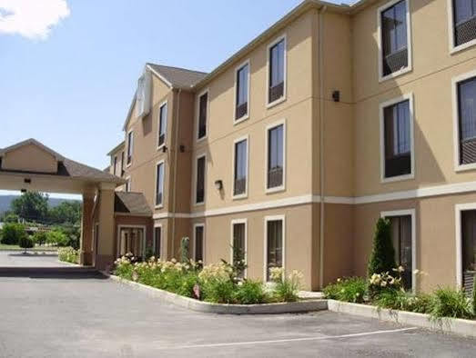 Red Roof Inn & Suites Bloomsburg - Mifflinville Exterior photo